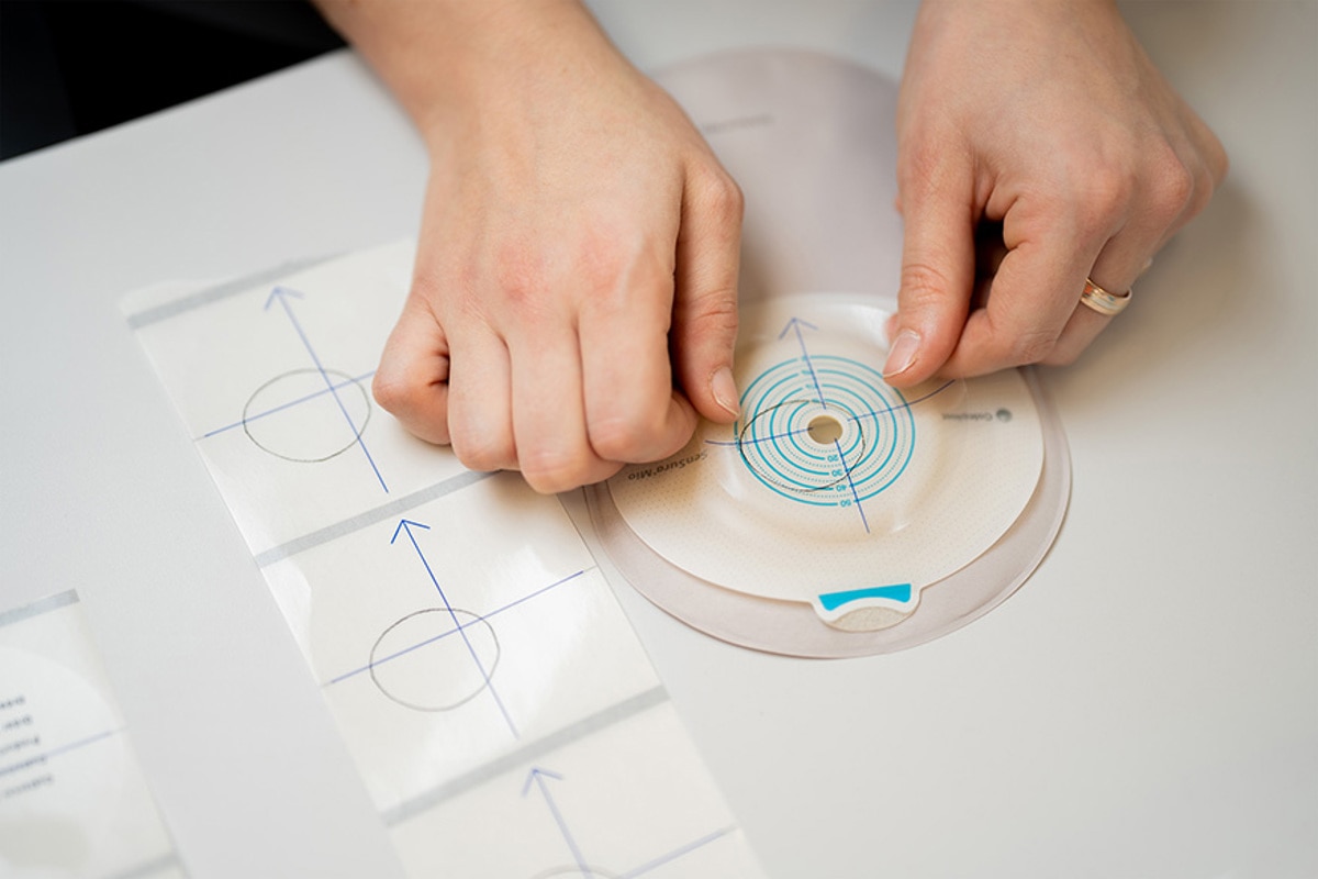 Stoma bag cutting service